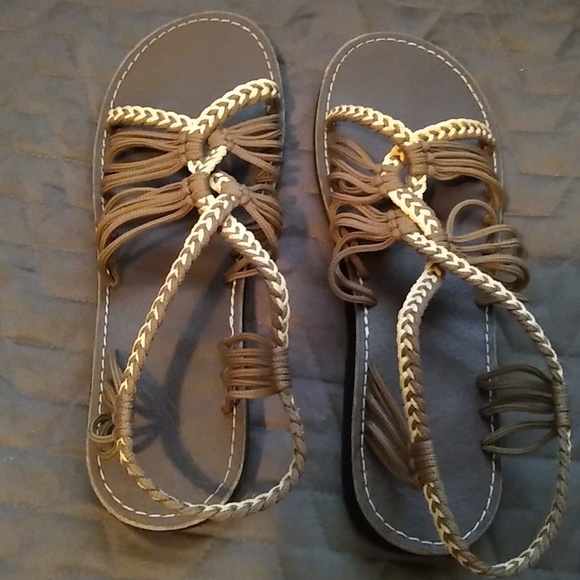Womens braided slip-on sandal - Picture 3 of 4